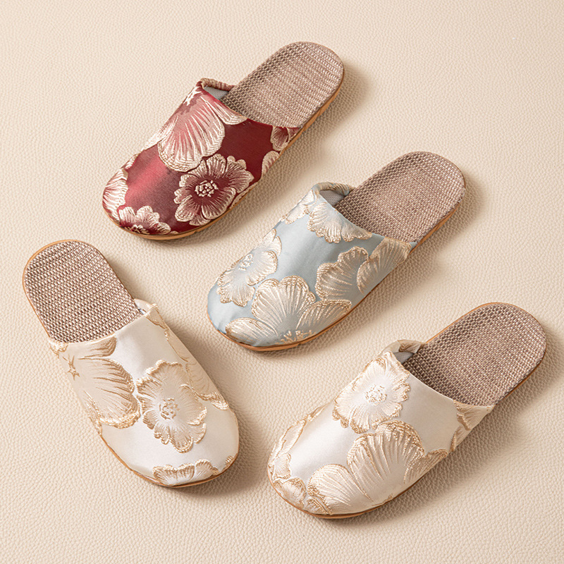 Ciabatte in Seta per Donna, El - Mule Slip On recensione e prezzo
